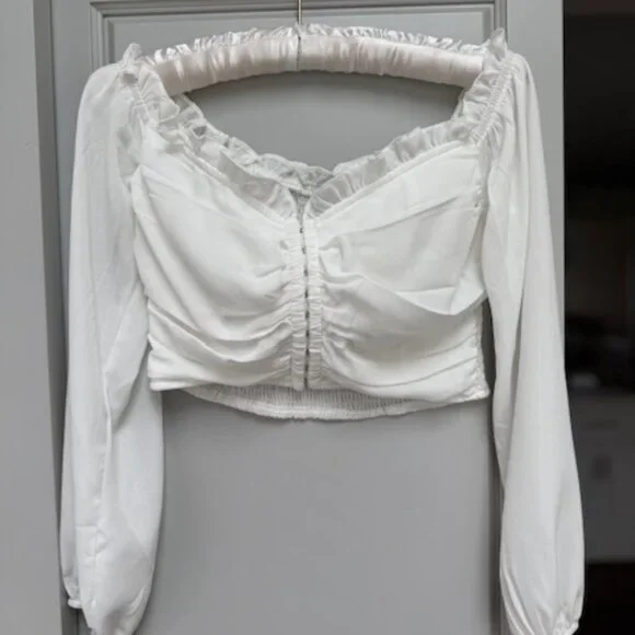 NWOT Off the Shoulder Corset Top - Picture 6 of 9